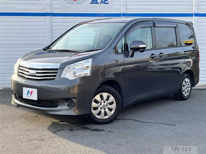 2011 Toyota Noah