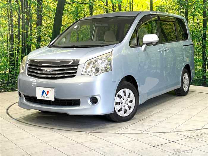 2013 Toyota Noah