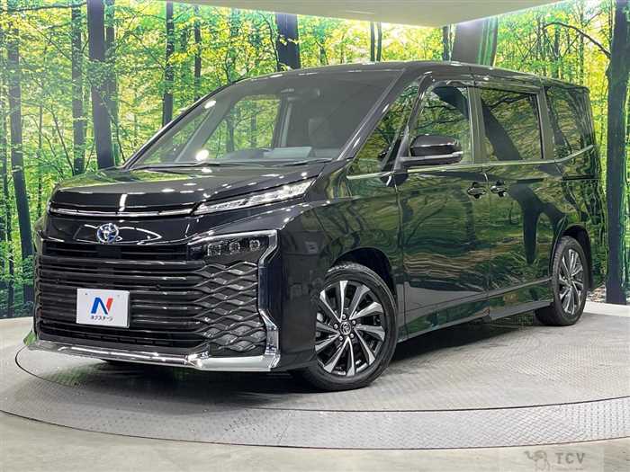 2022 Toyota Voxy