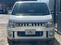 2009 Mitsubishi Delica D5