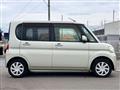 2012 Daihatsu Tanto