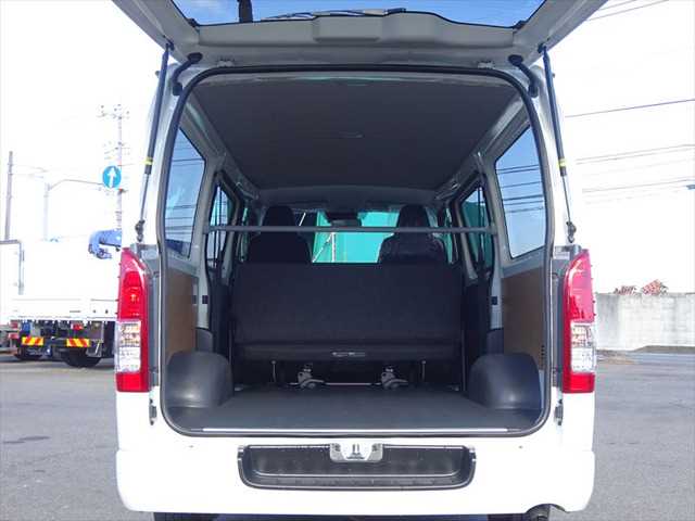 Toyota Hiace Van 2025 — фото 10 купить в Москве