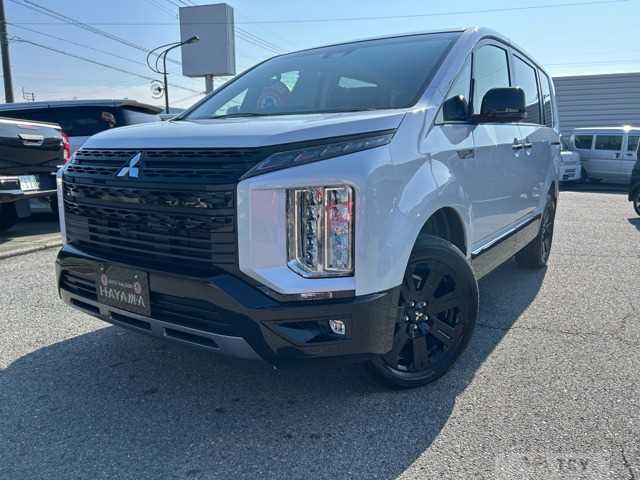 2025 Mitsubishi Delica D5