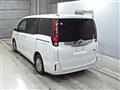 2015 Toyota Noah