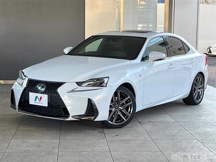 2017 Lexus IS