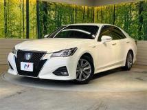 2016 Toyota Crown Hybrid