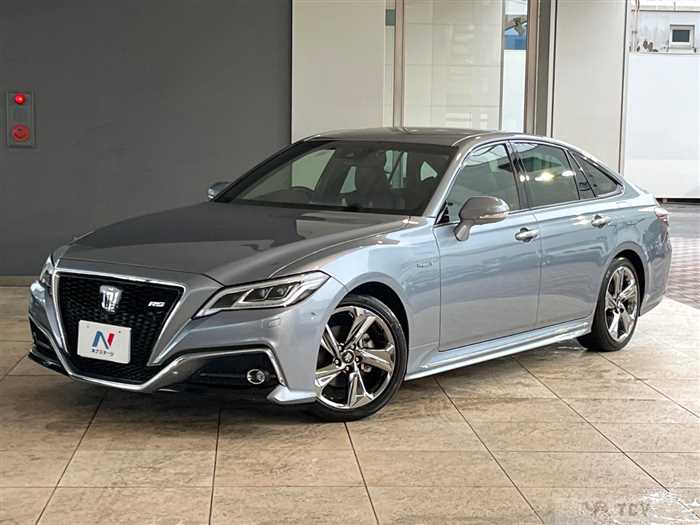 2018 Toyota Crown Hybrid