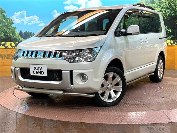 2016 Mitsubishi Delica D5
