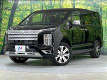 2023 Mitsubishi Delica D5