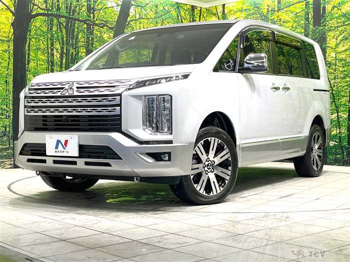 2024 Mitsubishi Delica D5