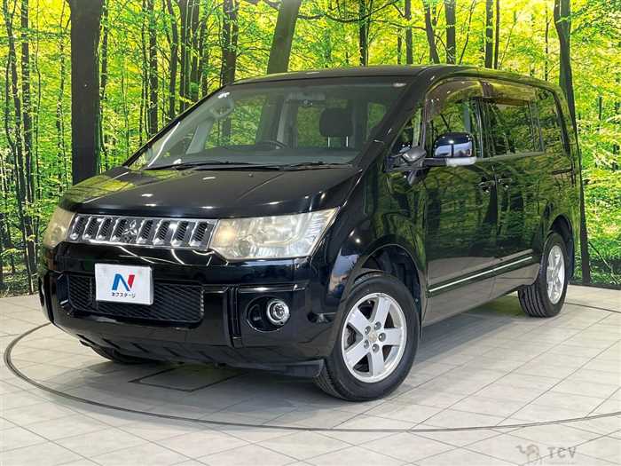 2009 Mitsubishi Delica D5