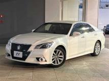 2013 Toyota Crown