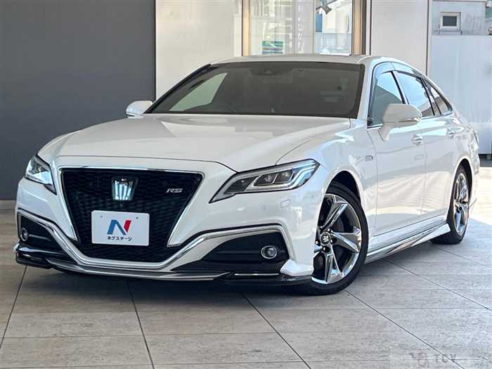 2018 Toyota Crown Hybrid