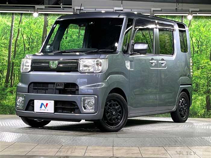 2017 Daihatsu WAKE