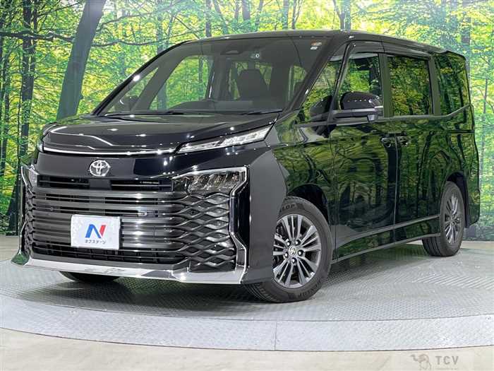 2023 Toyota Voxy