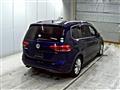 2017 Volkswagen Golf Touran