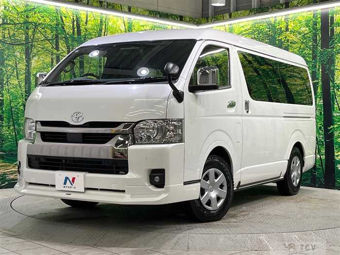 2022 Toyota Hiace Van