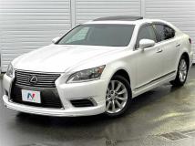 2015 Lexus LS