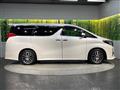 2015 Toyota Alphard