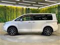 2016 Mitsubishi Delica D5
