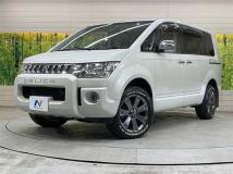 2017 Mitsubishi Delica D5