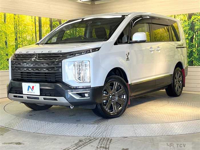 2023 Mitsubishi Delica D5