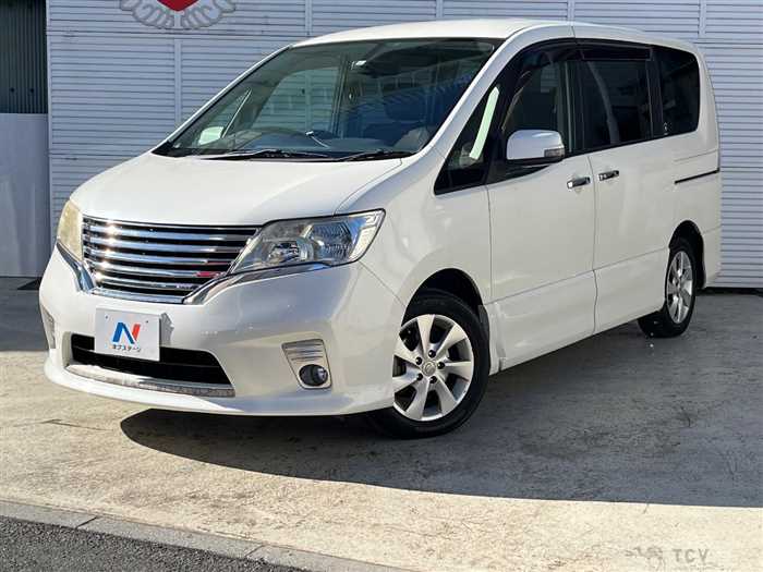 2011 Nissan Serena