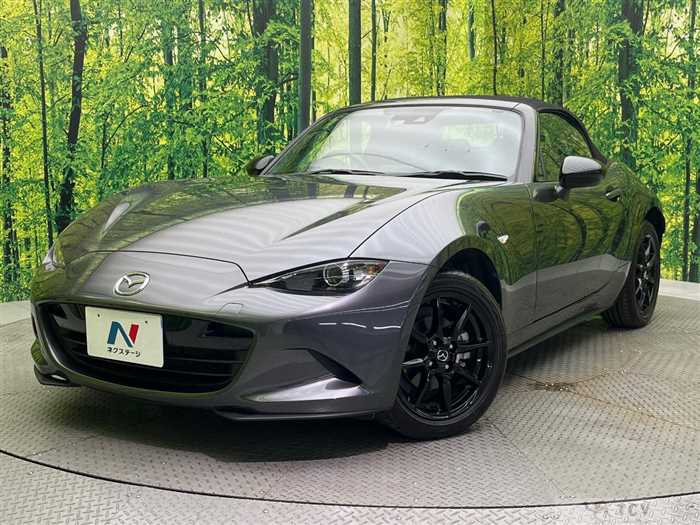 2022 Mazda Roadster