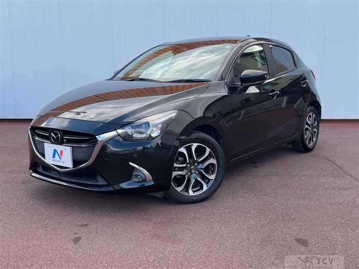 2017 Mazda Demio