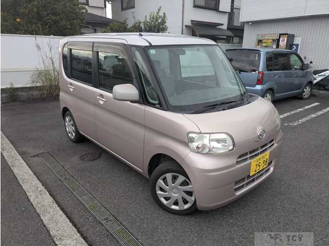 2011 Daihatsu Tanto