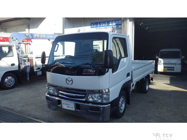 2004 Mazda Titan Dash