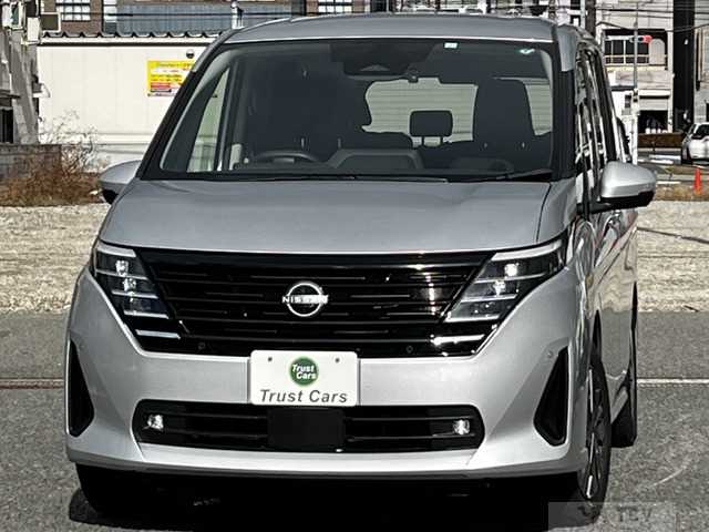 2023 Nissan Serena