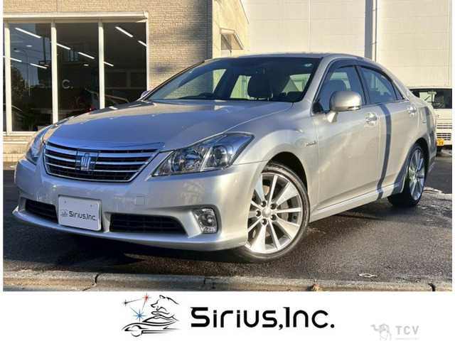 2010 Toyota Crown Hybrid