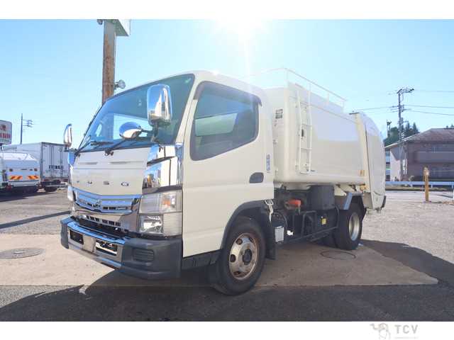 2016 Mitsubishi Canter