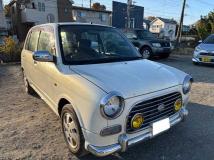 2001 Daihatsu Miragino