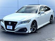 2019 Toyota Crown Hybrid