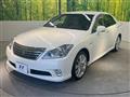 2011 Toyota Crown Hybrid