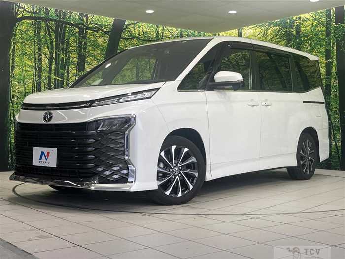 2022 Toyota Voxy