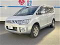 2013 Mitsubishi Delica D5