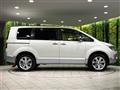 2016 Mitsubishi Delica D5