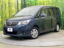 2011 Nissan Serena