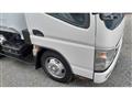2006 Mitsubishi Canter