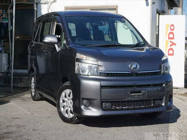 2012 Toyota Voxy