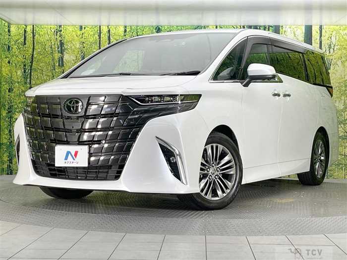 2023 Toyota Alphard Hybrid