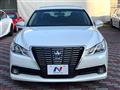 2013 Toyota Crown Hybrid