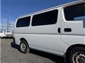 2004 Nissan Caravan Van
