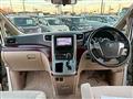 2010 Toyota Alphard G