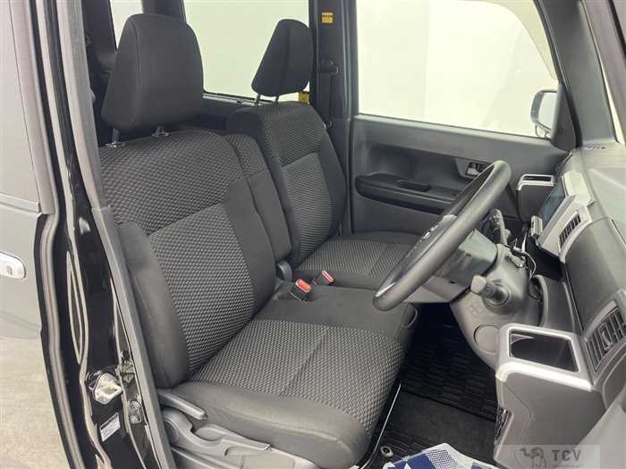 2019 Toyota PIXIS MEGA