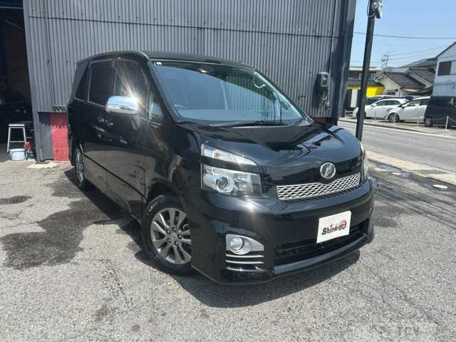 2011 Toyota Voxy