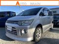 2007 Mitsubishi Delica D5